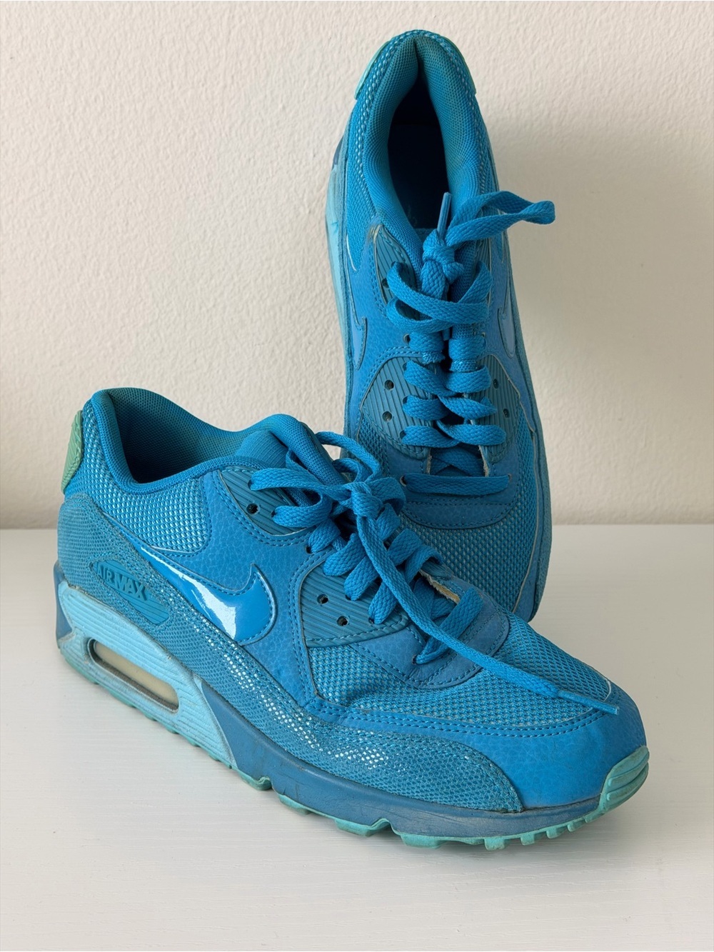Nike Women Bright Teal Blue Running Sneakers Size 8.5 (25.5cm)